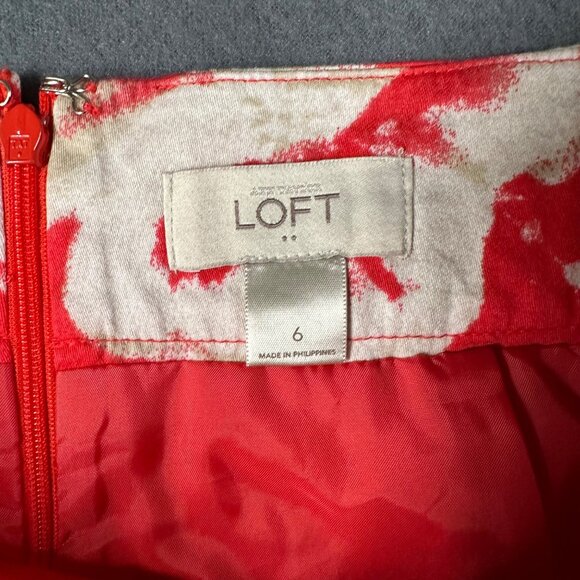 LOFT Outlet Womens 6 Red Floral Cotton Skirt Lined Above Knee Slit Back Zip - Picture 4 of 7